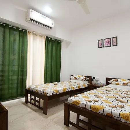 Service In Goregaon West Guest house