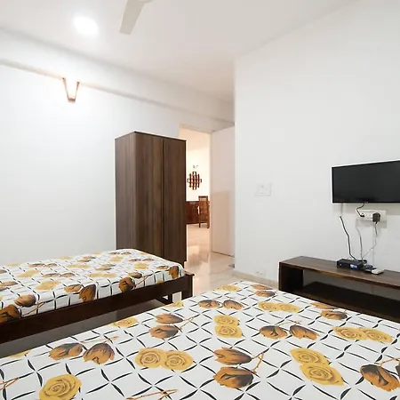 Service In Goregaon West Guest house *
