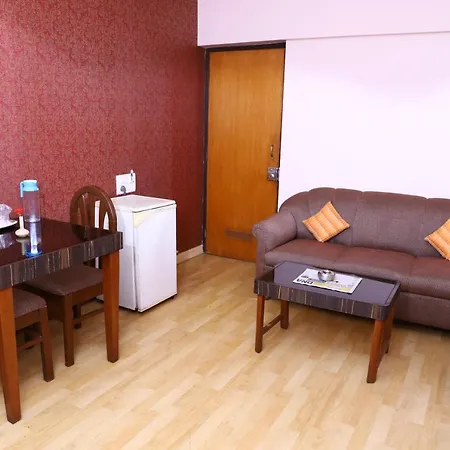 Hotel Bharat Avenue 3*