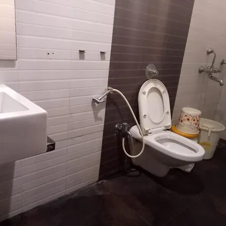 Inn Sharda 3*