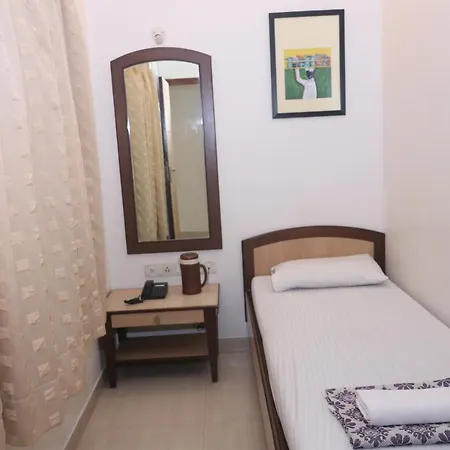 Tiptop Hotel 2*