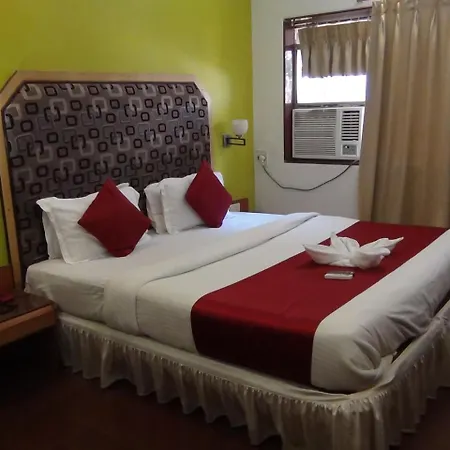 Imperial Executive Hotel 3*