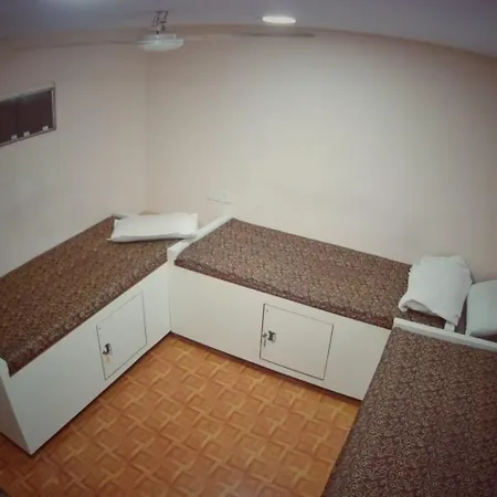 Perfect Dormitory Hostel Mumbai