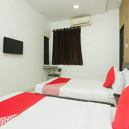 Oyo 19847 Star Residency 3*