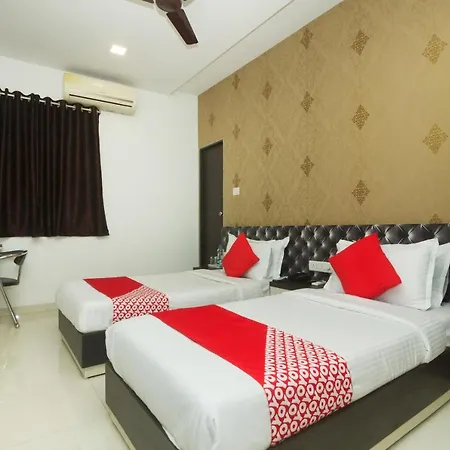 Hotel Oyo 19847 Star Residency 3*