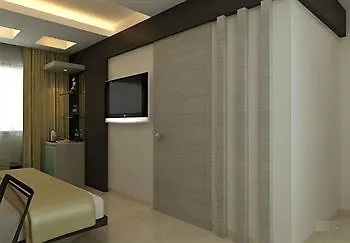 The Roa 3*