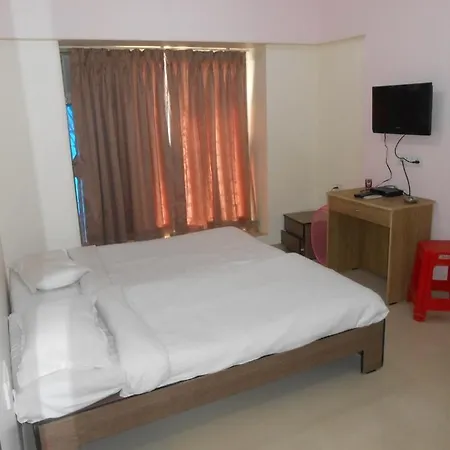 Tuliipstays Powai Sai Sapphire Bed & Breakfast *