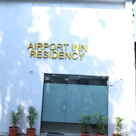 Airport Residency Bed & Breakfast *