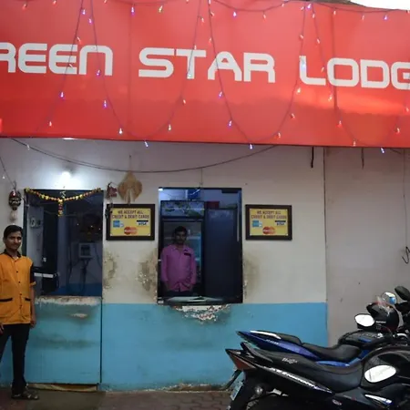 Green Star Lodging * Mumbai