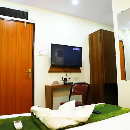 Airport Residency Bed & Breakfast
