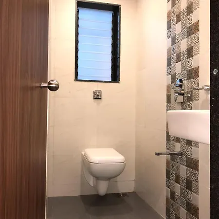 Crystal Hotel 2*