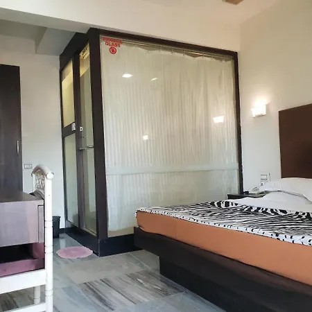 Hotel Milan International 3*