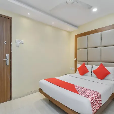 Oyo 8872 Address Hotel Mumbai