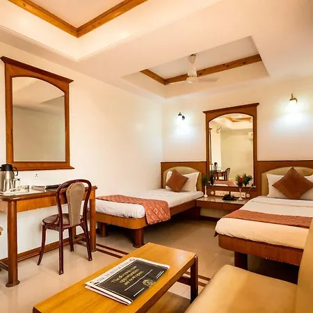 Parklane Hotel 3*