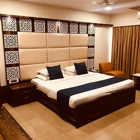 Jyoti Dwelling Hotel 3*