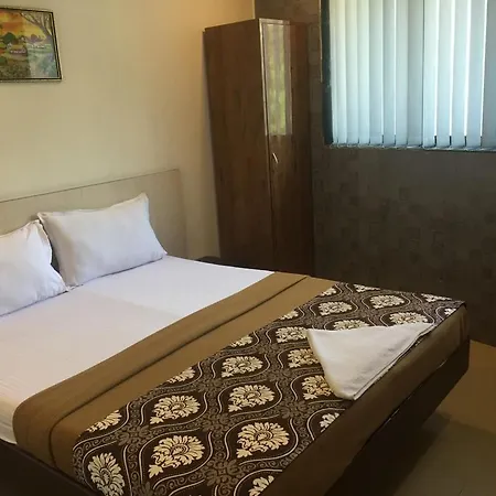 Port Hotel 2*