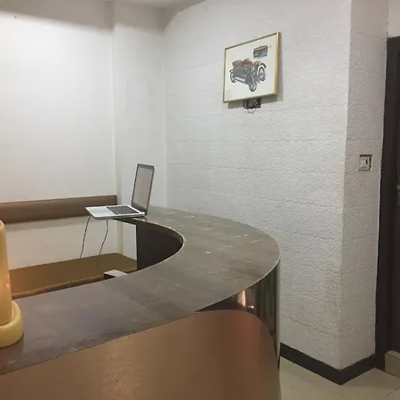 Port Hotel 2*