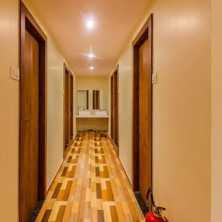 Hostel Hygeinic Airport Dormitory Near By Bom