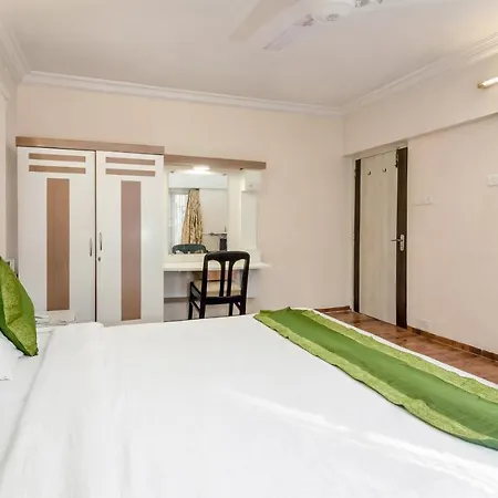 Hotel Treebo Trip Livewel Mumbai