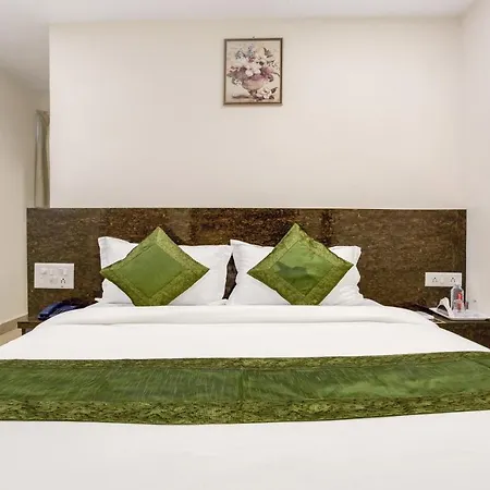 Via Ashir Guest house Mumbai