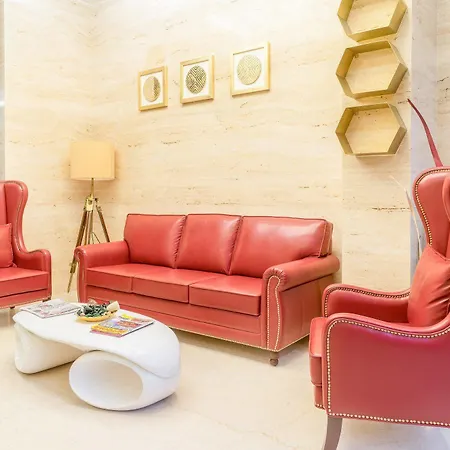 Comfort Metropolis Hotel