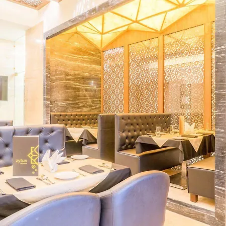 Comfort Metropolis 4*