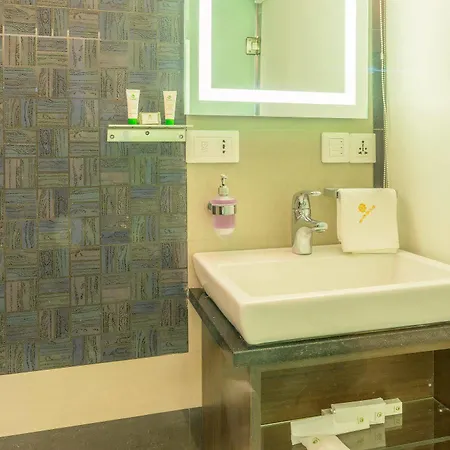 Comfort Metropolis Hotel