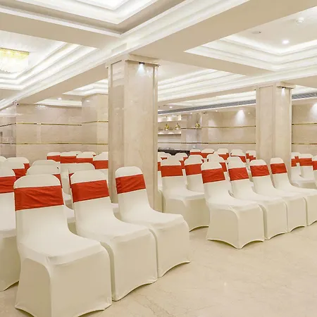 Hotel Comfort Metropolis 4*