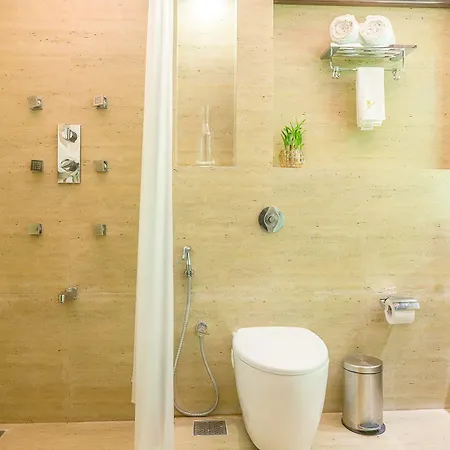 Comfort Metropolis Hotel