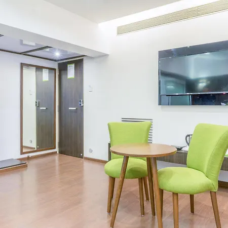 Comfort Metropolis Hotel