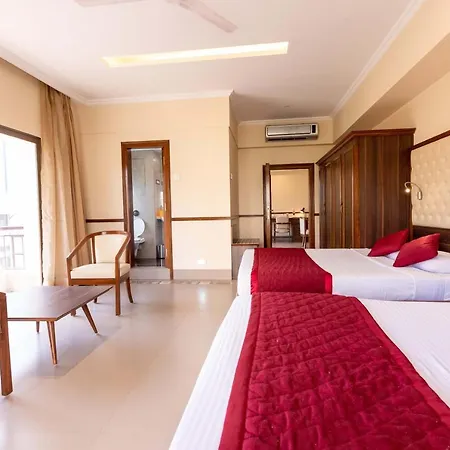 West End Opp Hospital 4* Mumbai