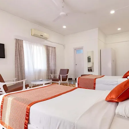 Hotel West End Opp Hospital Mumbai