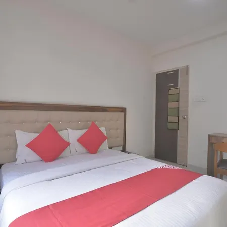 Oyo 11441 Casa Roomz Powai 3*
