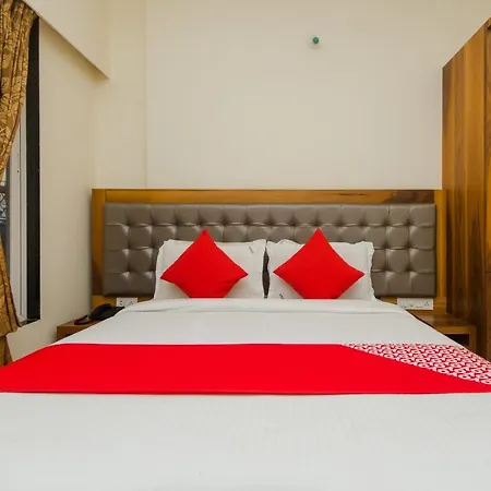Oyo 11441 Casa Roomz Powai