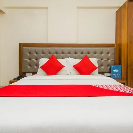 Oyo 11441 Casa Roomz Powai Hotel
