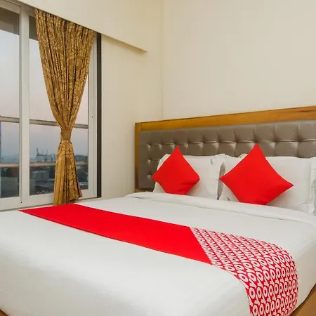 Oyo 11441 Casa Roomz Powai Hotel 3*