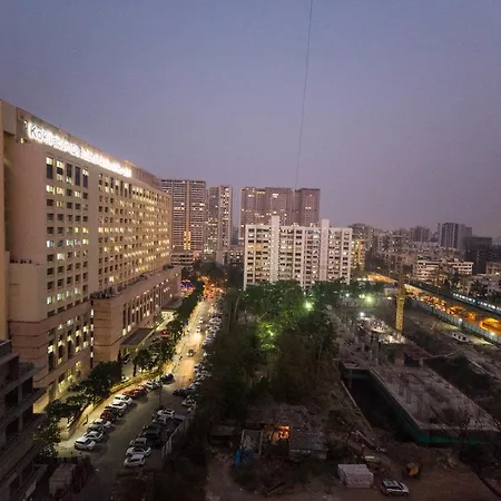 Aristo Room, - Near Kokilaben Dhirubai Ambani Hospital For Family Only, Mumbai