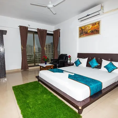 Bed & Breakfast Aristo Room, - Near Kokilaben Dhirubai Ambani Hospital For Family Only, Mumbai