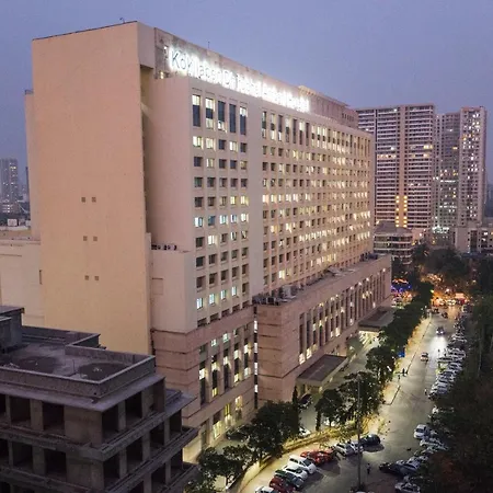 Bed & Breakfast Aristo Room, - Near Kokilaben Dhirubai Ambani Hospital For Family Only, 3*