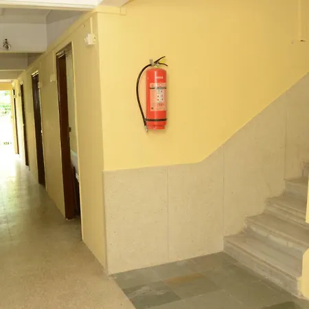Fair Host - Male Only Hostel