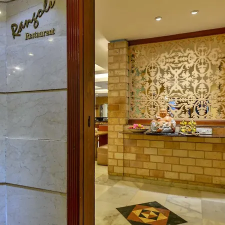 Ajanta Hotel 3*