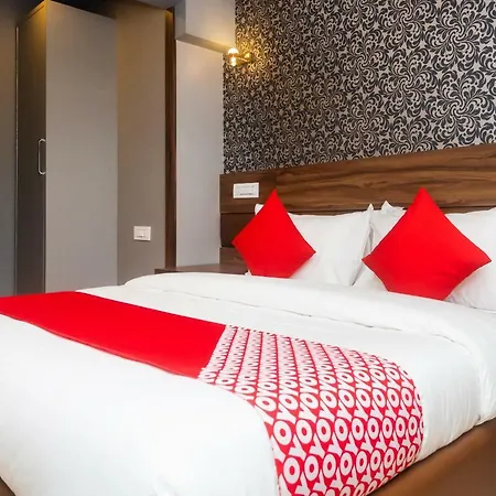 Oyo 35893 Sea Shore Hotel Mumbai