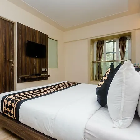 House Juhu Hotel
