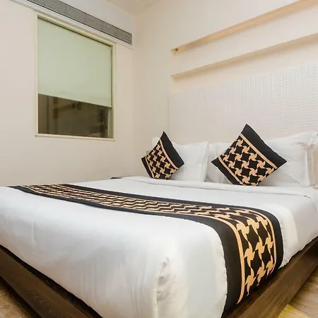 Hotel House Juhu 3*