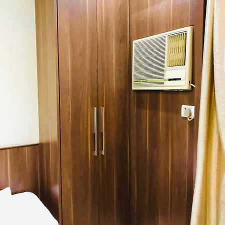 Hotel Neo Ghatkopar 3*