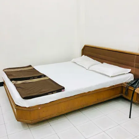 Hotel Neo Ghatkopar 3*