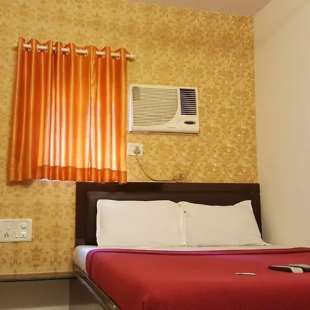 Hotel Al Mehraj Hotel