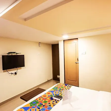 Fabhotel Silver Hotel