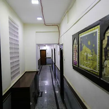 Happy Hotel Mumbai