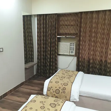 Tuliipstays Marol Ashok Nagar 2*